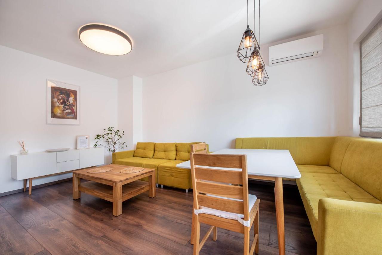 Cosy Apartment In Central Varna Luaran gambar