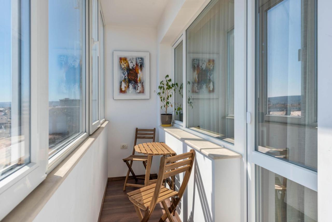 Cosy Apartment In Central Varna Luaran gambar